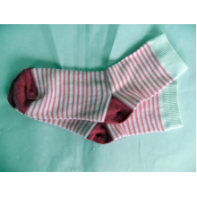 嘉兴惠尔袜业有限公司-提供大量外贸一等品男棉袜女棉袜童袜毛圈袜